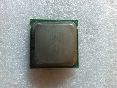 CPU Intel Pentium 4 531 3GHz Socket 775 VINTAGE - Immagine 1 di 3