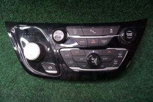 2018 2019 2020 CHRYSLER PACIFICA LIMITED AC Control OEM P6UX671X8AA - Picture 1 of 8