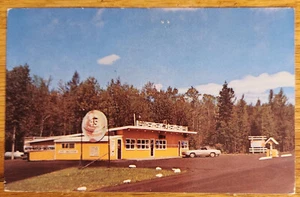 Mim & Herbie's 45th Parallel Restaurant Dexter Maine ME Postcard PC 1960s Geiger - Picture 1 of 1
