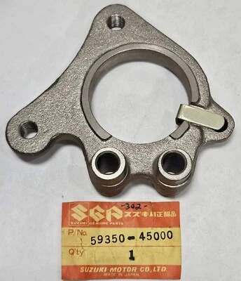1 NUEVO Soporte de pinza de freno delantero Suzuki GS400 GS400X GS750 OEM 59350-45000 NOS Foto 1 de 3