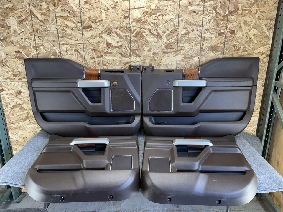 FORD F150 2015-2020 PAINEL DE PORTA CABINE DUPLA CONJUNTO KING RANCH COURO FRENTE TRASEIRA FABRICANTE DE EQUIPAMENTO ORIGINAL - Imagem 1 de 4