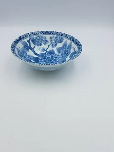 JAPANESE FINE PORCELAIN LARGE FOOTED BOWL BLUE & WHITE BLOSSOM FLORAL GEOMETRIC - Picture 1 of 12