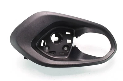 14-18 JEEP CHEROKEE FRONT LEFT SIDE INTERIOR DOOR HANDLE BEZEL OEM, 68141925A - Image 1 of 4