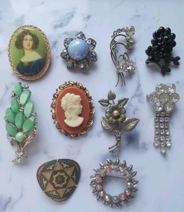 Selezione di 10 spille vintage R99 - Foto 1 di 4