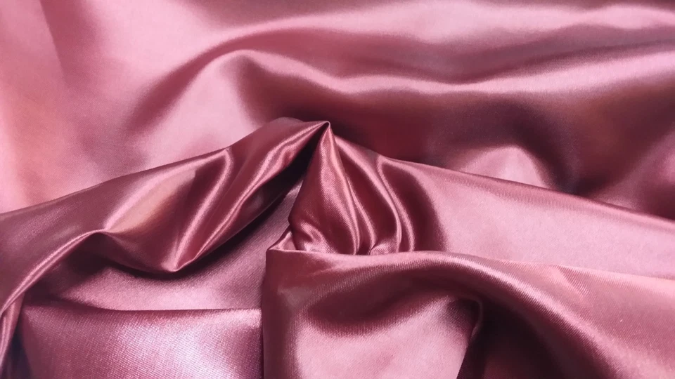 Bridal Satin Quilted Waterbed Reversible comforter - King, Queen or Super Single - Изображение 1 из 1