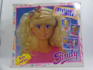 VINTAGE SINDY 1992 STYLING HEAD PLAYSET MIB SEALED #8735 - Picture 1 of 6