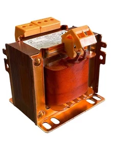TRASFORMATORE MONOFASE DI ISOLAMENTO CL.F VA200 50/60Hz - Foto 1 di 4