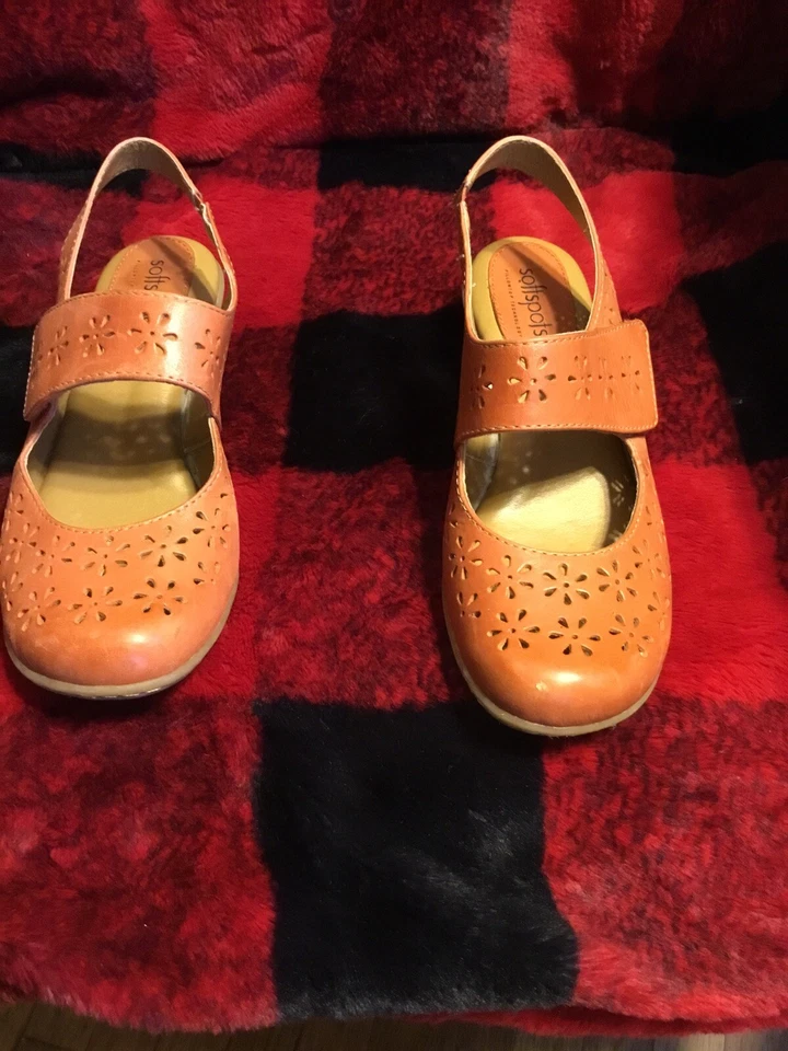 Sandalias de tacón Softspots para mujer de cuero con correa al tobillo talla 7,5 W Foto 1 de 4