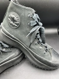 Converse Leather Hi Top Womens 7 Black Canvas Chuck Taylor All Star Sneaker Shoe - Picture 1 of 10