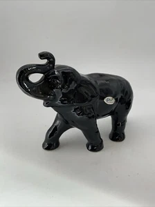 Elefante de cerámica SylvaC vintage negro con etiqueta retro  - Imagen 1 de 8