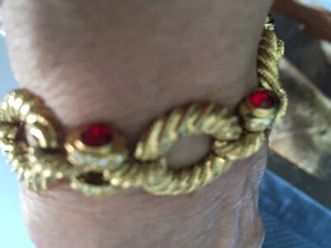 Jacqueline Kennedy Collection Gold Chain Bracelet with ruby accents - Picture 1 of 4