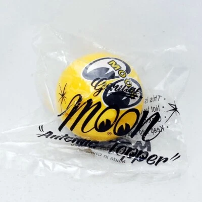 MOON Antennenkugel gelb Squeeze Typ Mooneyes Topper Auto LKW Zubehör MG015Y - Bild 1 von 4