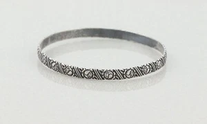Sterling Silver Flower Bangle Bracelet 8" inch Round 2 5/8" Diameter - Picture 1 of 6