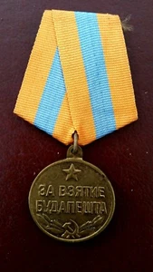 WW2 Russian Medal 'For the Capture of Budapest' Original - Picture 1 of 2