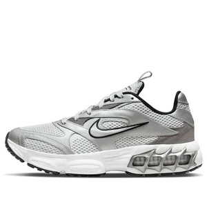 Size 6 Nike Women’s Zoom Air Fire Photon Dust Metallic Silver DR7852-001 - Picture 1 of 8
