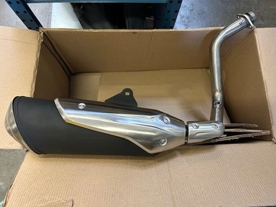 SILENCIADOR ESCAPE ORIGINAL BMW G 310 R 2020-2022 (G310R K03) 2020 18518556578 Foto 1 de 4