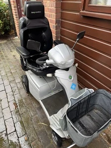 Quingo Toura Mobility Scooter Buggy | Large Size 8mph | 220kg | 23.1 Low Mileage - Picture 1 of 7