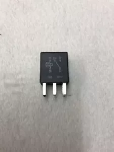 Relay - 5269988AA, 56049018AA, 56049018AB, 56079018AA - Picture 1 of 5