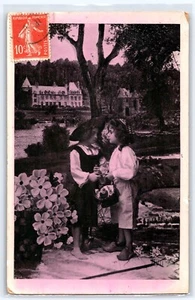 Junges Liebespaar, rosa getönt, Frankreich (1910) RPPC - antike Postkarte - Bild 1 von 2