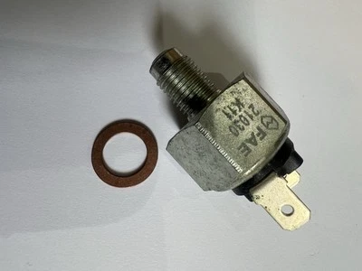 Austin A30 A35 A40 A55 A60 saab 95 Brake Light Switch XBLS41. BS2-19 - Image 1 of 2