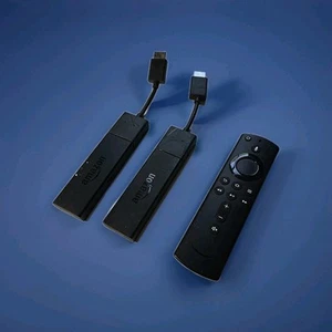 2 Amazon Fire TV Sticks und 1 Fernbedienung nicht getestet. Wie Ist. - Bild 1 von 2