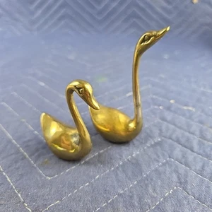 Vintage BRASS Swan Set of 2 Geese Ducks 3.75" & 2.75" Made in Korea - Picture 1 of 8
