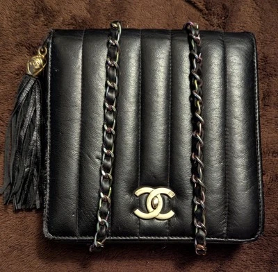 Vintage Chanel Sheepskin Shoulder Bag - Image 1 of 4