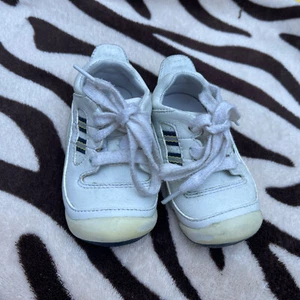 Stride Rite Scooter Infant Boy Sneakers Size 2.5 XW - Picture 1 of 10