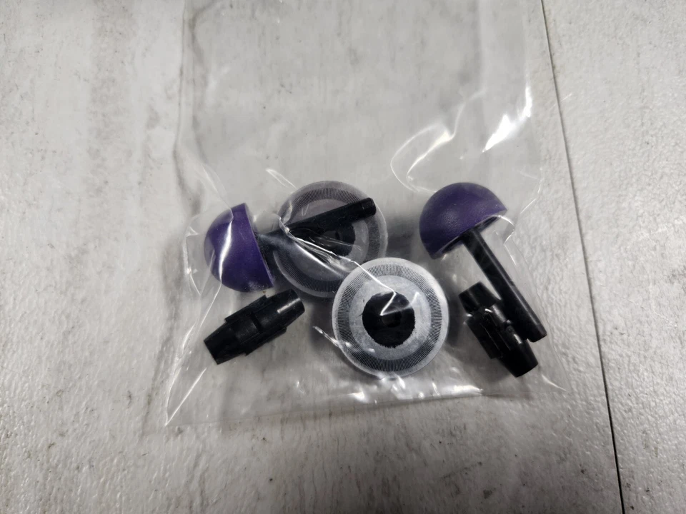 Bernina 200 730 Stitch Length & Width Knobs Will work on 180 170 165 too - Image 1 of 1