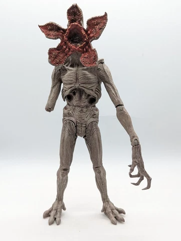McFarlane Toys Stranger Things Demogorgon 10" Action Figure Loose Netflix Cover
