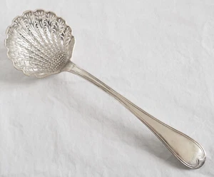 Cuillère à saupoudrer - argent massif - époque Empire - poinçon Coq - Picture 1 of 7