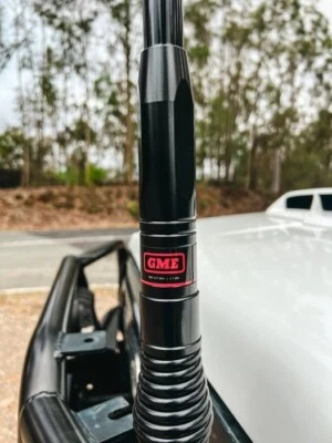 GME ORIGINAL AE4704B 2.1DBi HEAVY DUTY UHF 58CM STUBBY ANTENNA Suits- 4WD TRUCKS - image 1 of 4