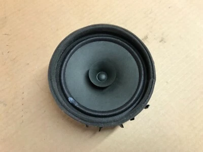 Mitsubishi Outlander Sport LR 2016 conductor puerta trasera altavoz 16 Foto 1 de 2