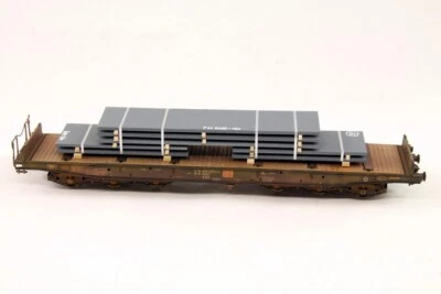 Cargas a escala HO - HO1353 - Carga de placa de acero Foto 1 de 3