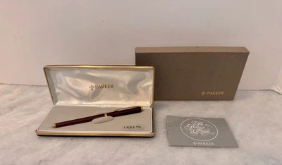 Pluma Estilográfica Parker Laque De Colección — Laca Borgoña con Borde Dorado, Caja Original Foto 1 de 4