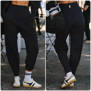 NEW Size Medium Free People Never Better Black Structured High Rise Sweatpants - Picture 1 of 10