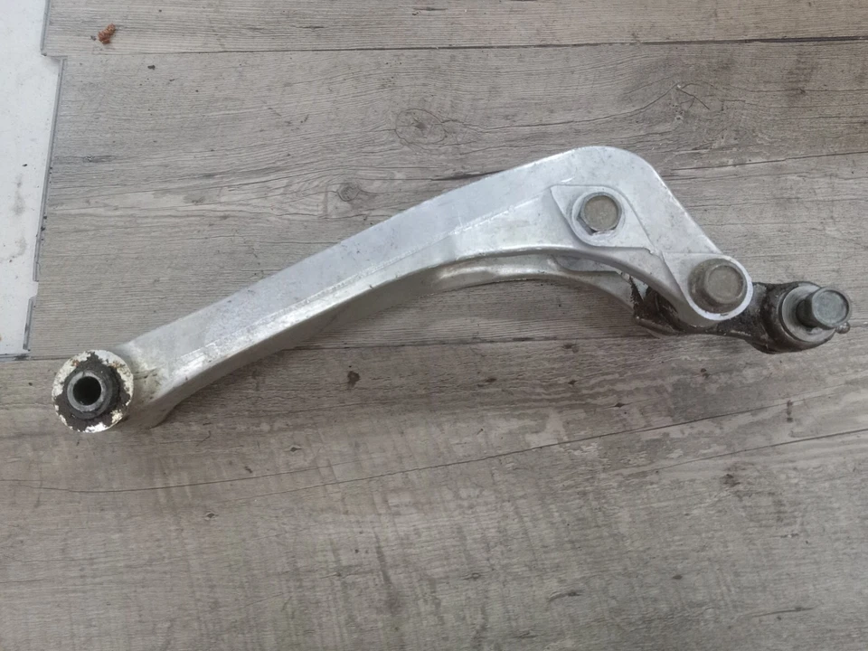 1985 1986 Yamaha TRI-Z 250 задняя подвеска связь ytz250 oem оригинал - Изображение 1 из 2