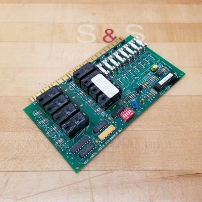 Módulo de control de tarjeta de zona Siemens ZC1-8B, ZC1-8B-25 70 - USADO Foto 1 de 4