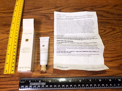 Mary Kay Lumineyes Disminuyente de Círculo Oscuro Vitamina K .5OZ #0457 - NUEVO, ¡VER FOTOS!! Foto 1 de 3