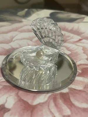 Swarovski Shell with Pearl Clam Oyster Crystal Aquatic Worlds Collection - Image 1 of 4