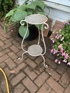 Plant Stand - Picture 1 of 3