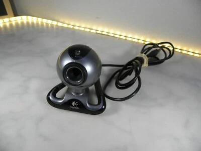 LOGITECH QUICKCAM V-UAX16 Webcam USB ZOOM CHAT ONLINE UK SELLER #BOX143 - Image 1 of 2