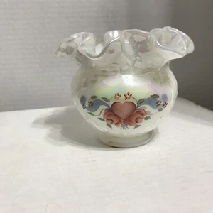 Fenton White Iridescent Glass 3.5” Ruffled Bowl Heart Flowers signed D Fredrick - Picture 1 of 6