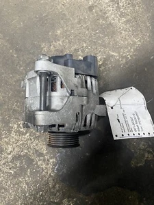 09 10 11 12 13 14 15 16 Hyundai Genesis 3.8 Alternador Usado - Imagen 1 de 2