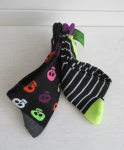 New HALLOWEEN SKULL 2 Pair Fun and Vibrant Unisex Socks size Medium 6.5 - 9 - Picture 1 of 5