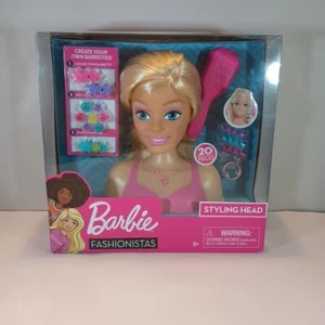 Barbie Fashionistas 8 Zoll Styling Kopf blond 20 Teile enthalten - Bild 1 von 8