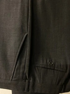 Pantalone uomo grigio, by Armani | pantalone uomo lana vergine | pantalone uomo con polsini - Foto 1 di 10