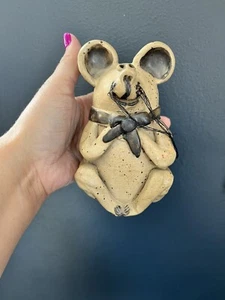 Dispensador contenedor rallado queso ratón hecho a mano cerámica mate mango de cerámica - Imagen 1 de 7