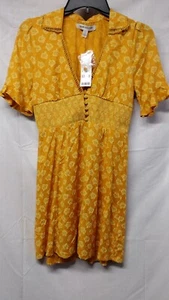 Urban Outfitters UO Jen Short Sleeves V-Neck Floral Yellow Mini Dress Size XS - Picture 1 of 9