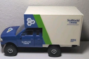 VTG Rare  Seaworld Rescue Mobile Rescue Unit Truck Sea World 90s 12.5" Toy S53 - Picture 1 of 4